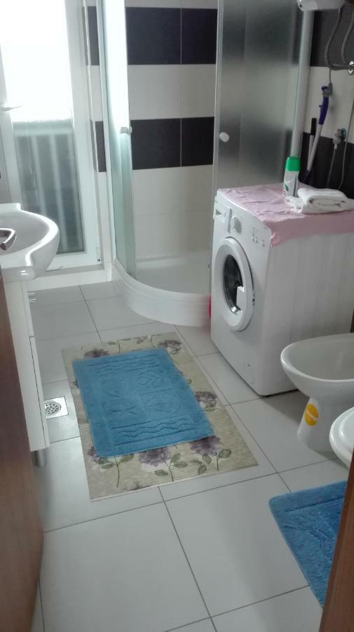 Gabriela Apartment Nin Luaran gambar